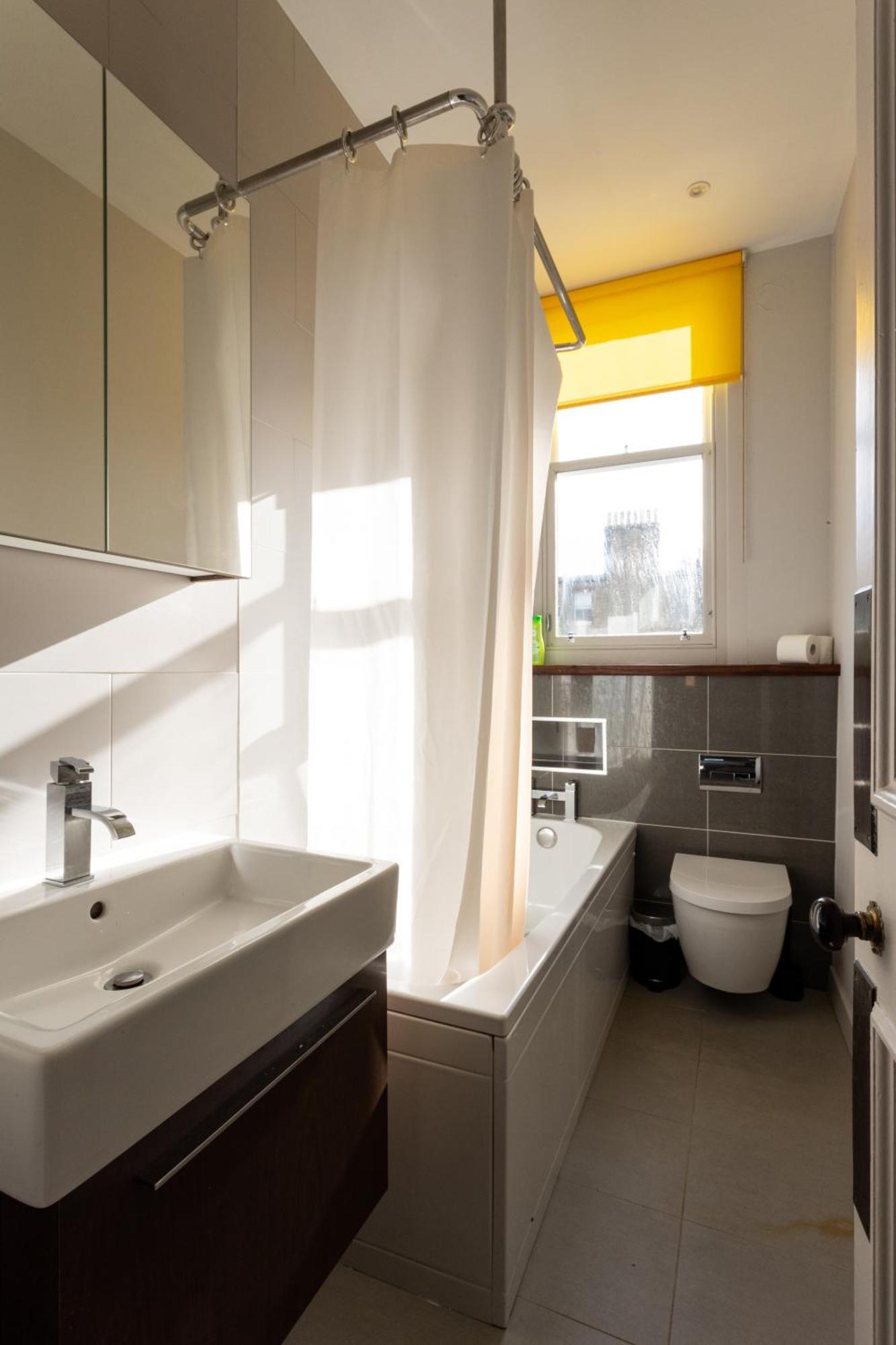 Appartement Gorgeous 4 Bed Right Beside The Meadows