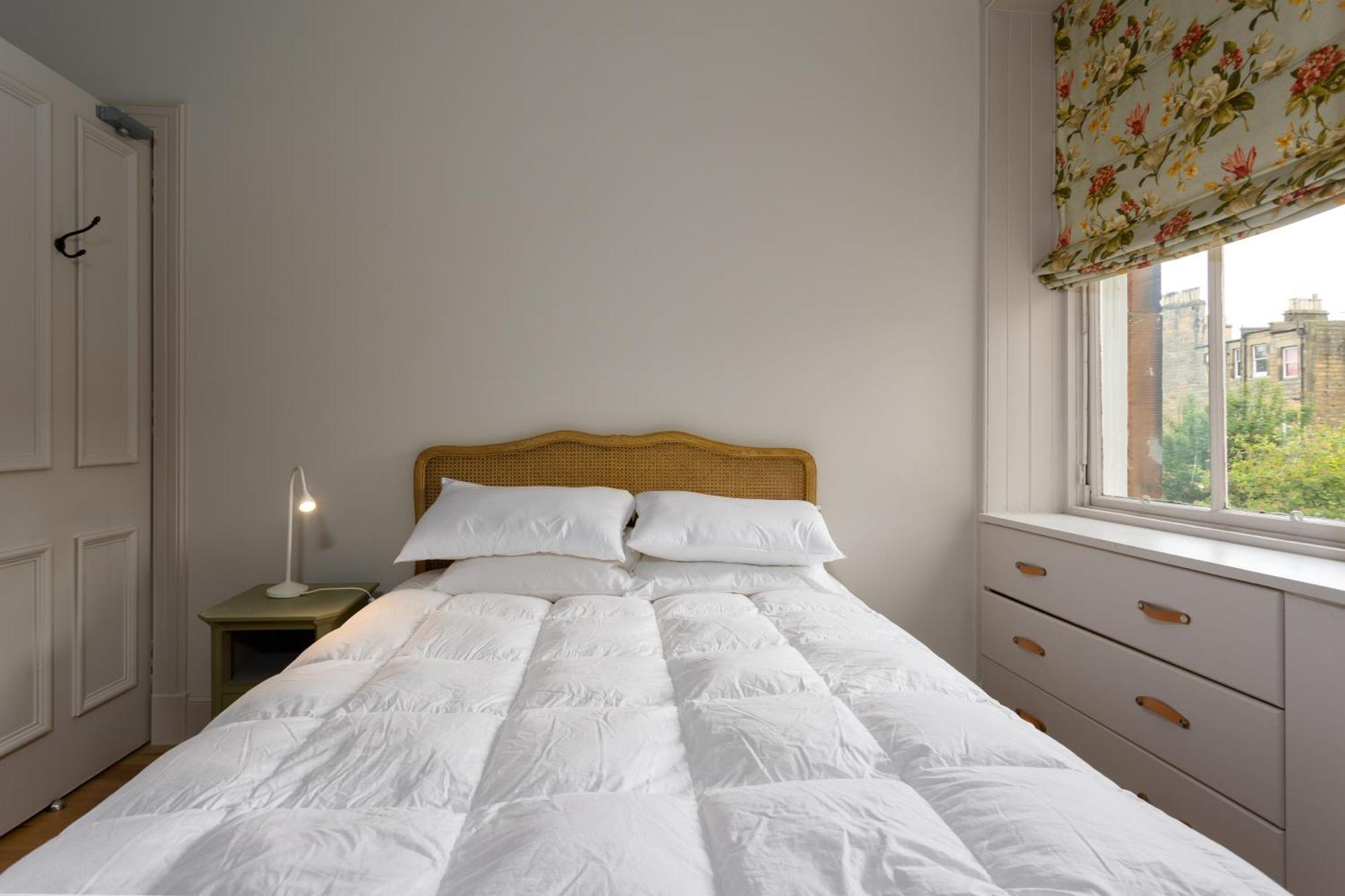 Gorgeous 4 Bed Right Beside The Meadows Appartement Édimbourg